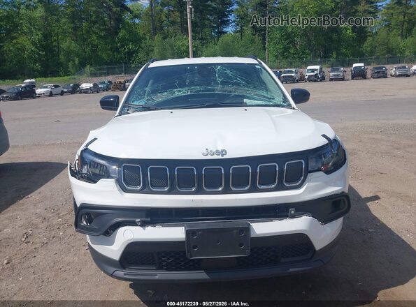 3C4NJDBB1NT217530 2022 JEEP COMPASS White Widok z przodu