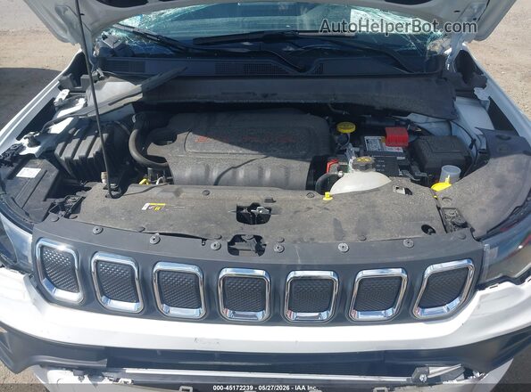 3C4NJDBB1NT217530 2022 JEEP COMPASS White Widok z tyłu