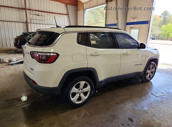3C4NJDBB2JT185133 2018 JEEP COMPASS Белый Задняя правая четверть