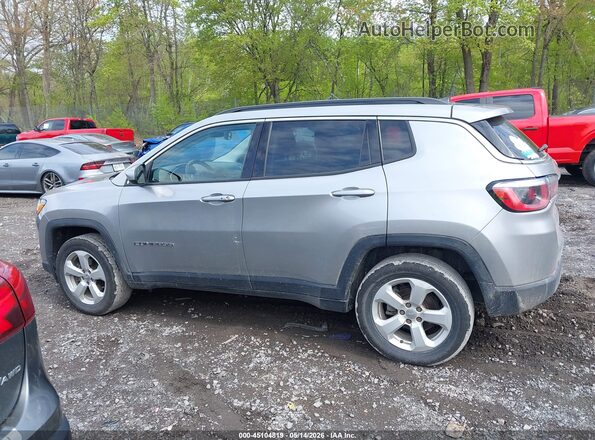 3C4NJDBB2KT670308 2019 JEEP COMPASS Silver სალონის 360-გრადუსიანი ხედი