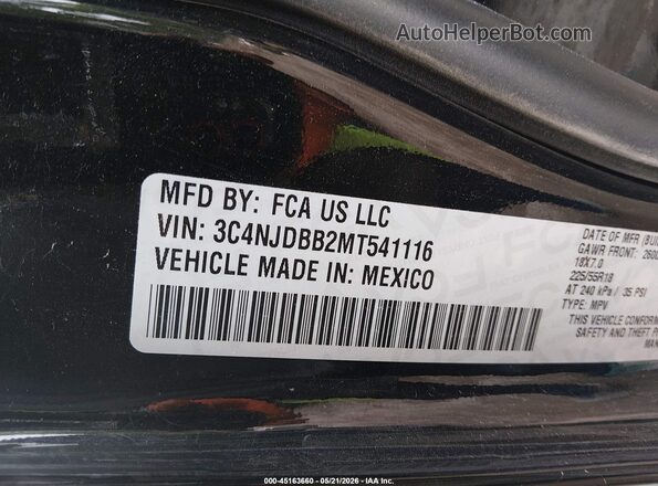 3C4NJDBB2MT541116 2021 JEEP COMPASS Black Vista del compartimento del motor