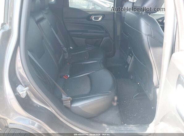 3C4NJDBB2NT180259 2022 JEEP COMPASS Gray VIN կոդի պիտակի տեսք