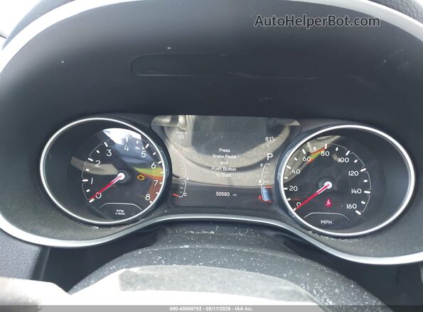 3C4NJDBB3JT435642 2018 JEEP COMPASS Red უკანა სავარძლების ხედი