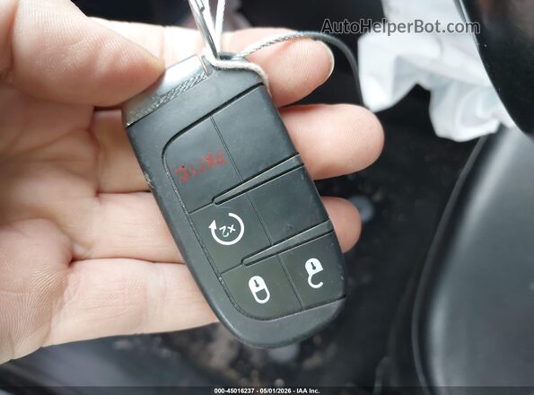 3C4NJDBB3KT742326 2019 JEEP COMPASS Черный Вид панели приборов