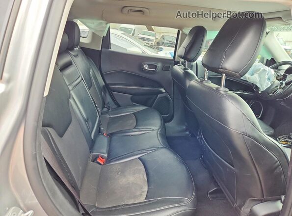 3C4NJDBB3KT750409 2019 JEEP COMPASS Gray 