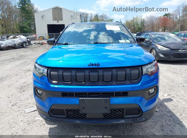 3C4NJDBB3NT197152 2022 JEEP COMPASS Blue Instrument cluster view
