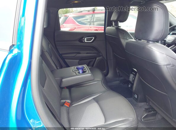 3C4NJDBB3NT197152 2022 JEEP COMPASS Blue VIN sticker view