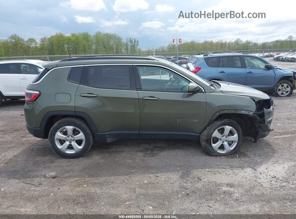 3C4NJDBB4KT840359 2019 JEEP COMPASS Green Vista interior trasera