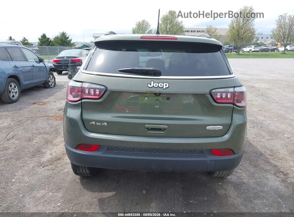 3C4NJDBB4KT840359 2019 JEEP COMPASS Green 