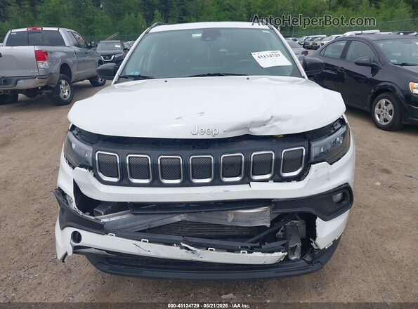 3C4NJDBB4NT233608 2022 JEEP COMPASS White Vista interior trasera