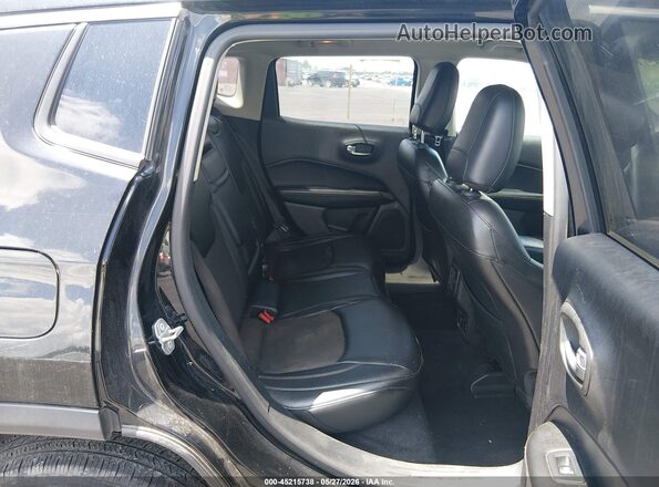 3C4NJDBB5JT179472 2018 JEEP COMPASS Black VIN sticker view