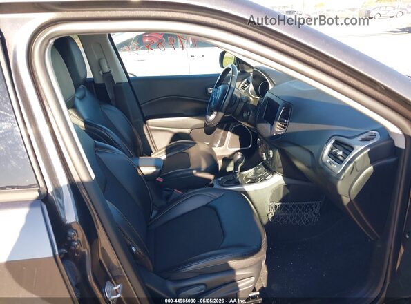 3C4NJDBB5LT174999 2020 JEEP COMPASS Gray წინა სალონის ხედი