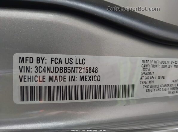 3C4NJDBB5NT216848 2022 JEEP COMPASS Silver Engine compartment view