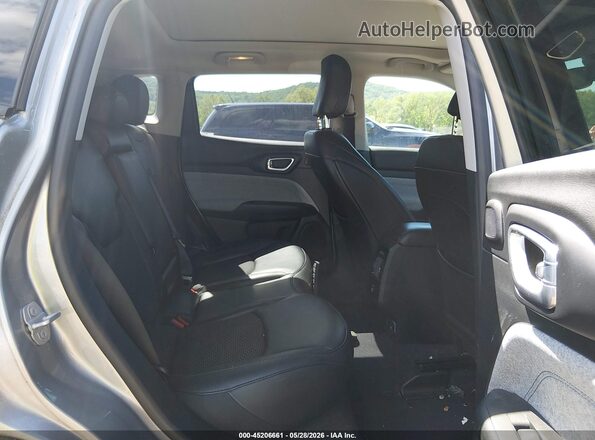 3C4NJDBB5NT230510 2022 JEEP COMPASS Silver Вид наклейки з VIN-кодом