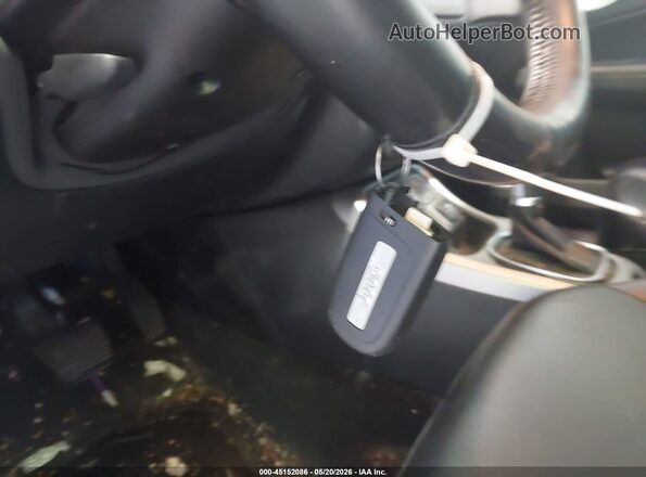 3C4NJDBB6JT114064 2018 JEEP COMPASS White Widok deski rozdzielczej