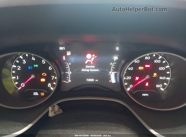 3C4NJDBB6JT114064 2018 JEEP COMPASS White Widok tylnych siedzeń