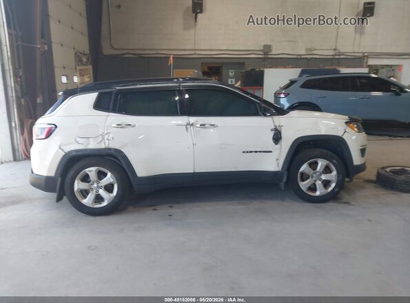 3C4NJDBB6JT114064 2018 JEEP COMPASS White Widok wnętrza 360 stopni