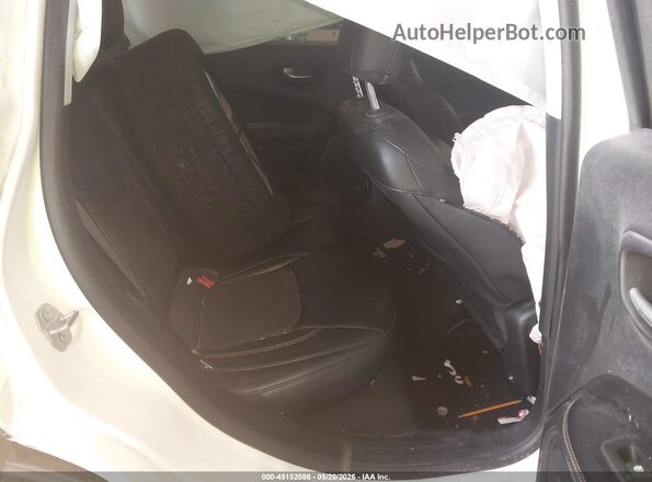 3C4NJDBB6JT114064 2018 JEEP COMPASS White Widok naklejki z numerem VIN