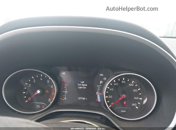 3C4NJDBB6JT270704 2018 JEEP COMPASS White Հետևի նստատեղերի տեսք