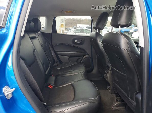 3C4NJDBB6MT506191 2021 JEEP COMPASS Blue Vista interior trasera