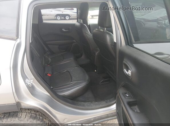 3C4NJDBB7HT692281 2017 JEEP NEW COMPASS Серебряный Вид наклейки с VIN-кодом