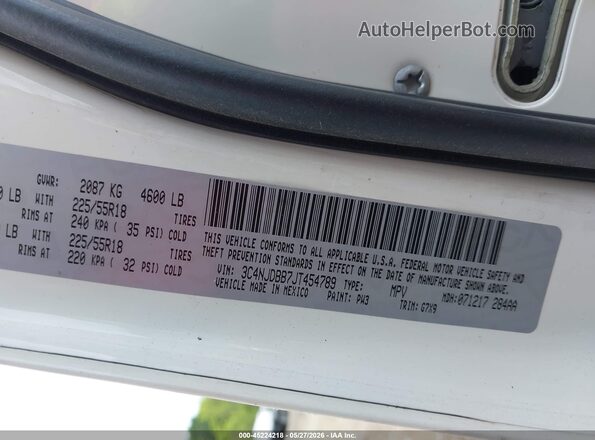3C4NJDBB7JT454789 2018 JEEP COMPASS Yellow Շարժիչի բաժամունքի տեսք