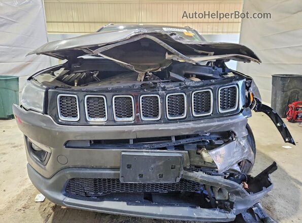 3C4NJDBB7KT683622 2019 JEEP COMPASS Gray 