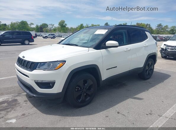 3C4NJDBB9JT304005 2018 JEEP COMPASS White Front left