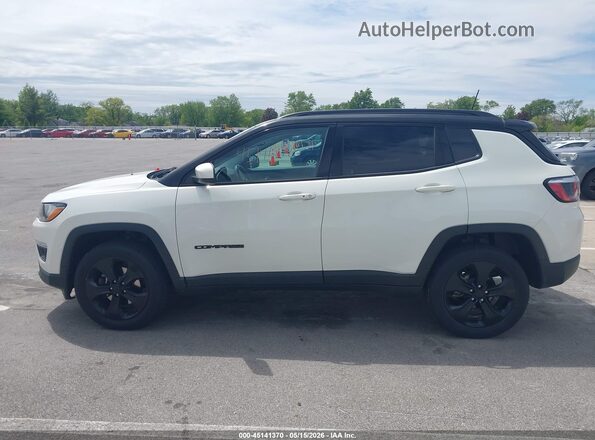 3C4NJDBB9JT304005 2018 JEEP COMPASS White 360 interior view