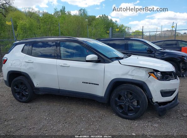 3C4NJDBB9JT394529 2018 JEEP COMPASS White Vista interior de 360 grados