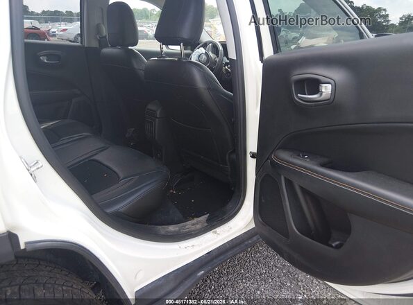 3C4NJDBB9JT401656 2018 JEEP COMPASS Белый Вид наклейки с VIN-кодом