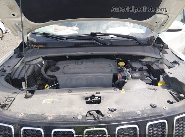 3C4NJDBB9JT401656 2018 JEEP COMPASS Белый Вид сзади