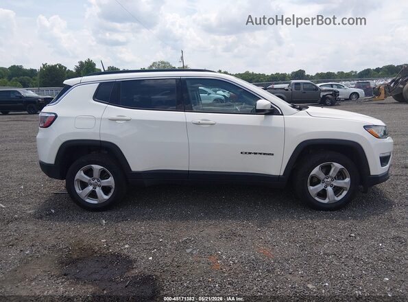 3C4NJDBB9JT401656 2018 JEEP COMPASS Белый Вид задней части салона