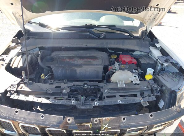 3C4NJDBB9MT557474 2021 JEEP COMPASS White Вид ззаду