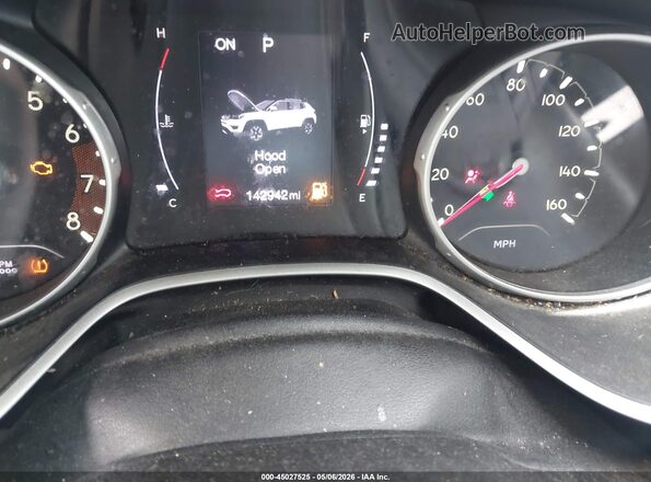 3C4NJDBBXHT672221 2017 JEEP NEW COMPASS Green Rear seats view
