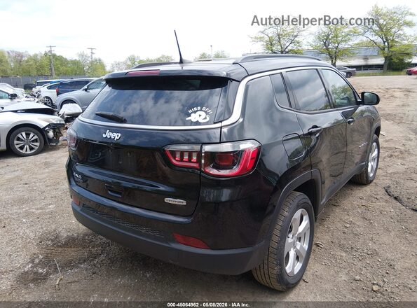 3C4NJDBBXNT136221 2022 JEEP COMPASS Black 