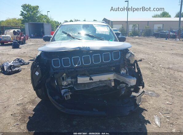 3C4NJDBBXNT201097 2022 JEEP COMPASS Silver Вид щитка приладів