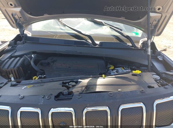 3C4NJDBBXNT201097 2022 JEEP COMPASS Silver Вид ззаду