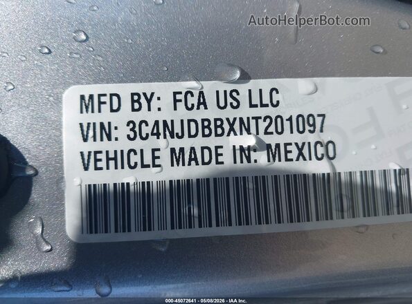 3C4NJDBBXNT201097 2022 JEEP COMPASS Silver Вид підкапотного простору