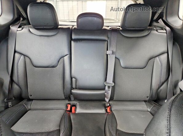 3C4NJDBN2RT133135 2024 JEEP COMPASS Blue Հետևի նստատեղերի տեսք