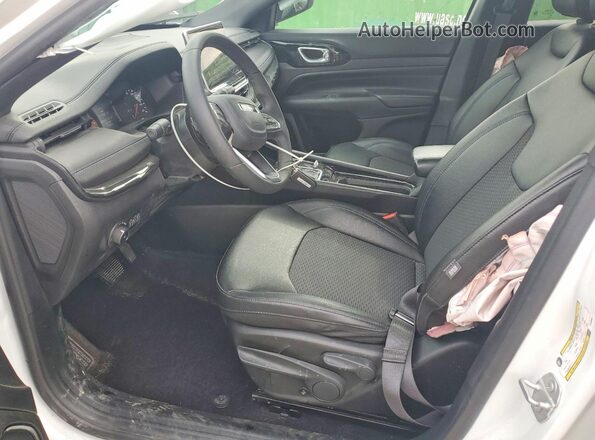 3C4NJDBN2ST508981 2025 JEEP COMPASS White Widok wnętrza z przodu