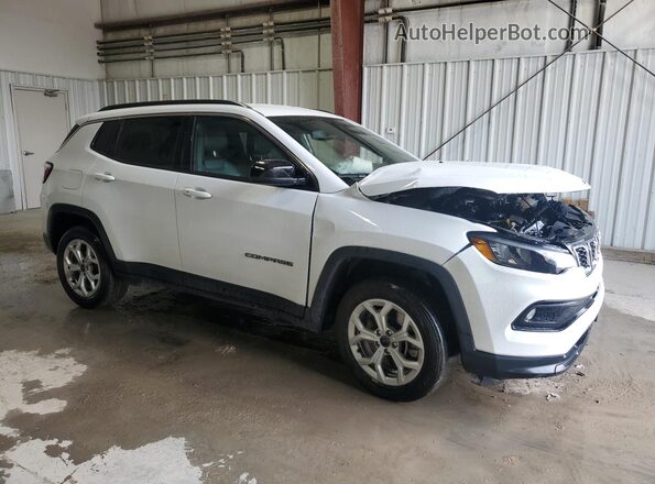 3C4NJDBN4ST580023 2025 JEEP COMPASS White 