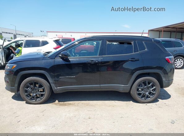 3C4NJDBN8ST561748 2025 JEEP COMPASS Black Панорамний вид салону 360°