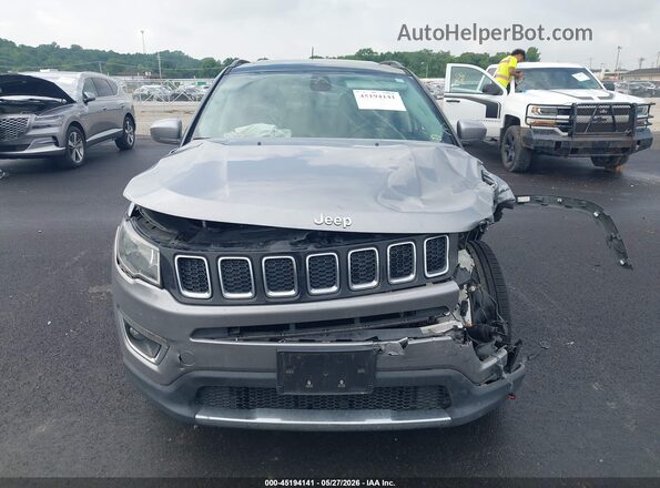 3C4NJDCB0JT176042 2018 JEEP COMPASS Gray Widok wnętrza z tyłu