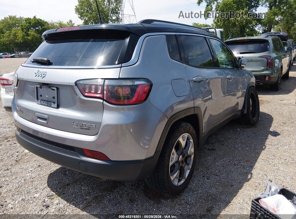 3C4NJDCB0JT246042 2018 JEEP COMPASS Silver Задня права чверть