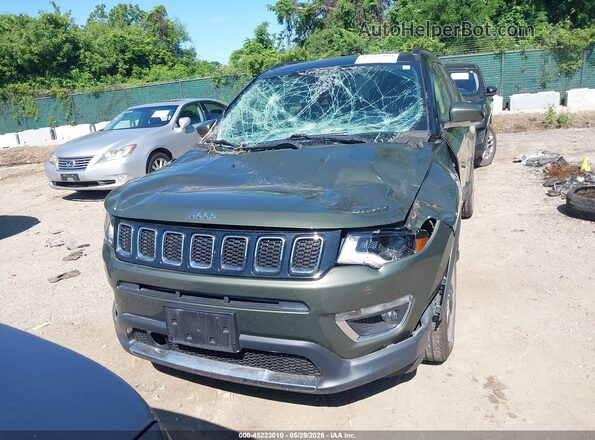 3C4NJDCB0JT434527 2018 JEEP COMPASS Green ხელსაწყოთა პანელის ხედი