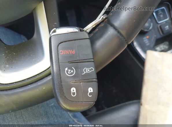 3C4NJDCB0JT434527 2018 JEEP COMPASS Green წინა პანელის ხედი