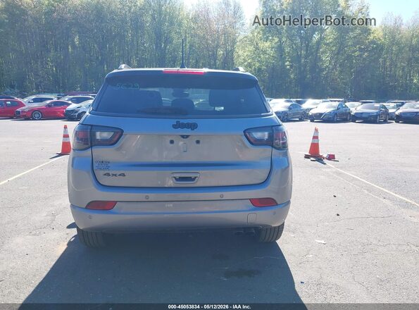 3C4NJDCB0NT144052 2022 JEEP COMPASS Silver 