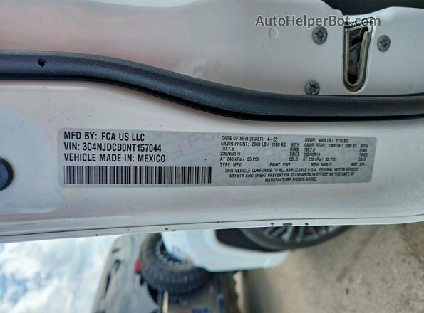 3C4NJDCB0NT157044 2022 JEEP COMPASS White VIN կոդի պիտակի տեսք