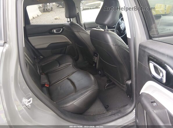 3C4NJDCB0NT204637 2022 JEEP COMPASS Black 